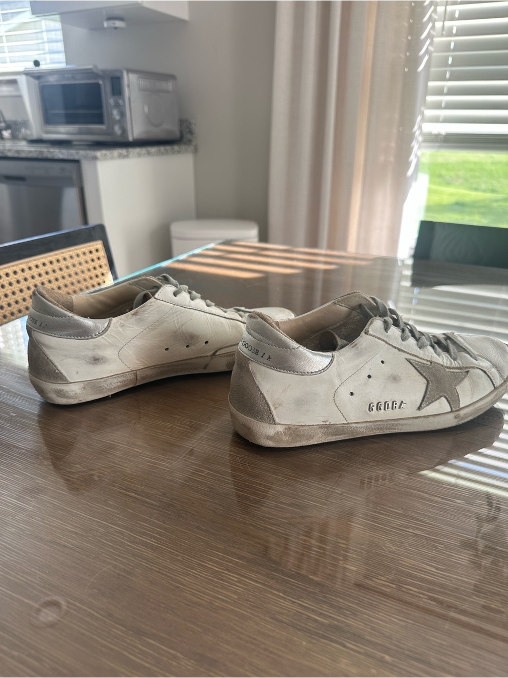 Golden Goose White Leather Sneakers with Gray Star - Picture 5 of 8